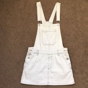Overall skirt
